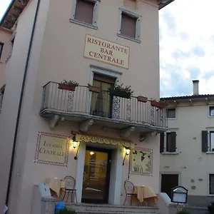 Affittacamere Ristorante Centrale Italia